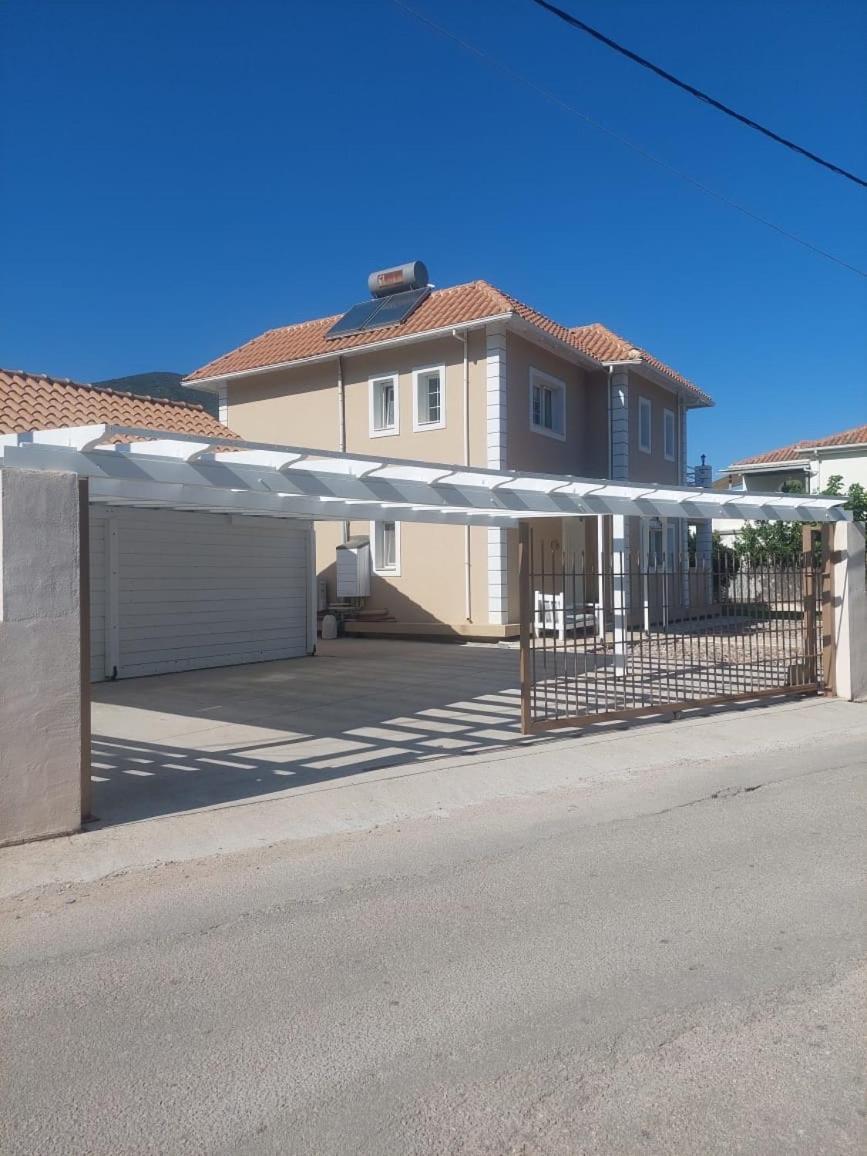 Villa Morris 니드리 외부 사진