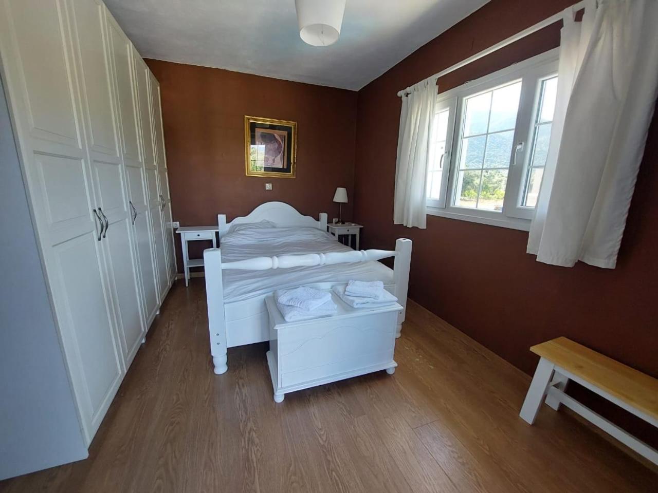 Villa Morris 니드리 외부 사진